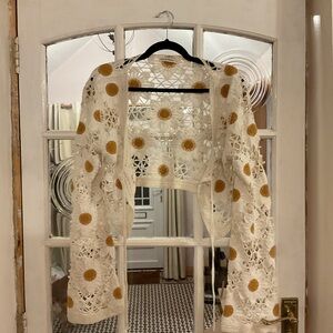 Moon & Madison White Daisy Crochet Cardigan